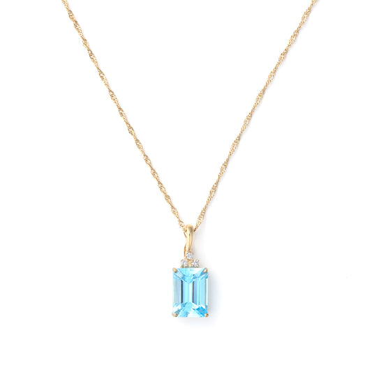 Pendant M Estate Collection Color Gemstone Necklace in 14 Karat Yellow with 3 Round Diamonds