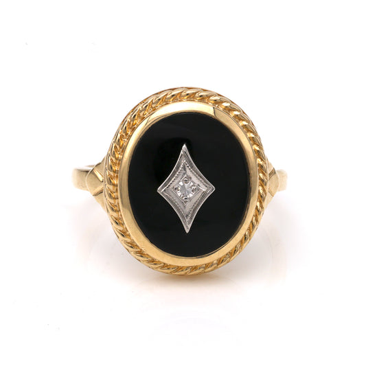 M Estate Collection Color Gemstone Ring in 10 Karat White - Yellow with 1 Cabochon Onyx 12mm-12mm