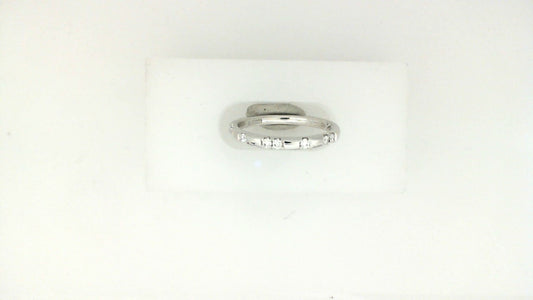 Diamond Accent Ladies Wedding Band in 14 Karat White with 0.16ctw Round Diamonds