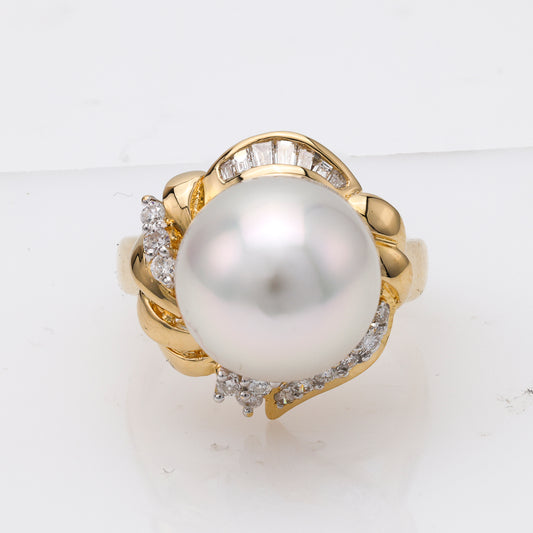 M Estate Collection Color Gemstone Ring in 18 Karat Yellow with 1 Round Pearl 12mm-12mm