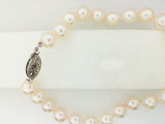 Pearl Strand Color Gemstone Bracelet in 14 Karat White with 25 Freshwater Cream Pearls 6.5mm-7mm