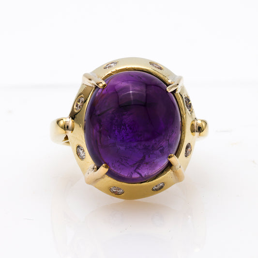 M Estate Collection Color Gemstone Ring in 18 Karat Yellow with 1 Cabochon Amethyst 14.58mm-14.58mm